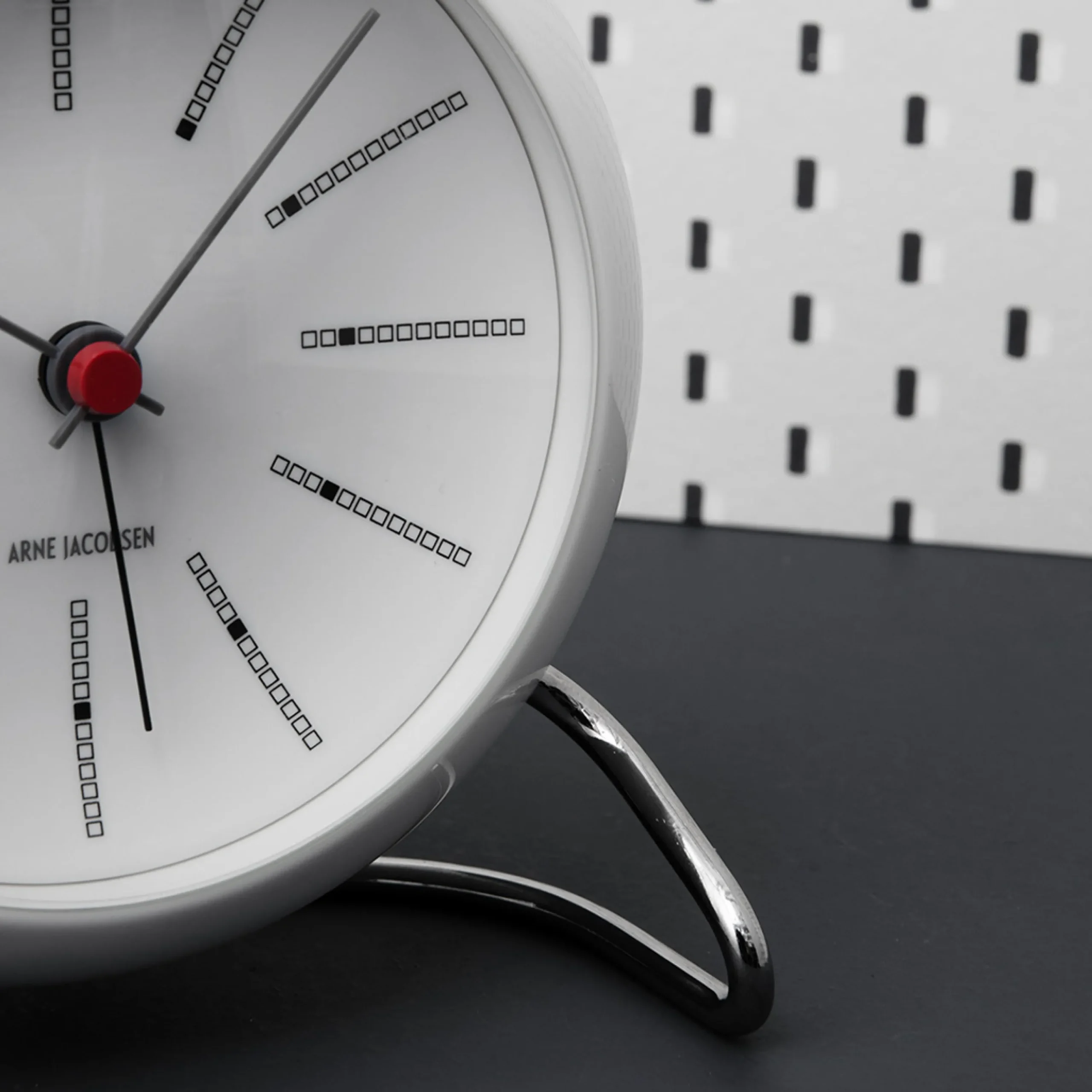 Arne Jacobsen Clocks Bankers Bordur Ø11 cm hvit