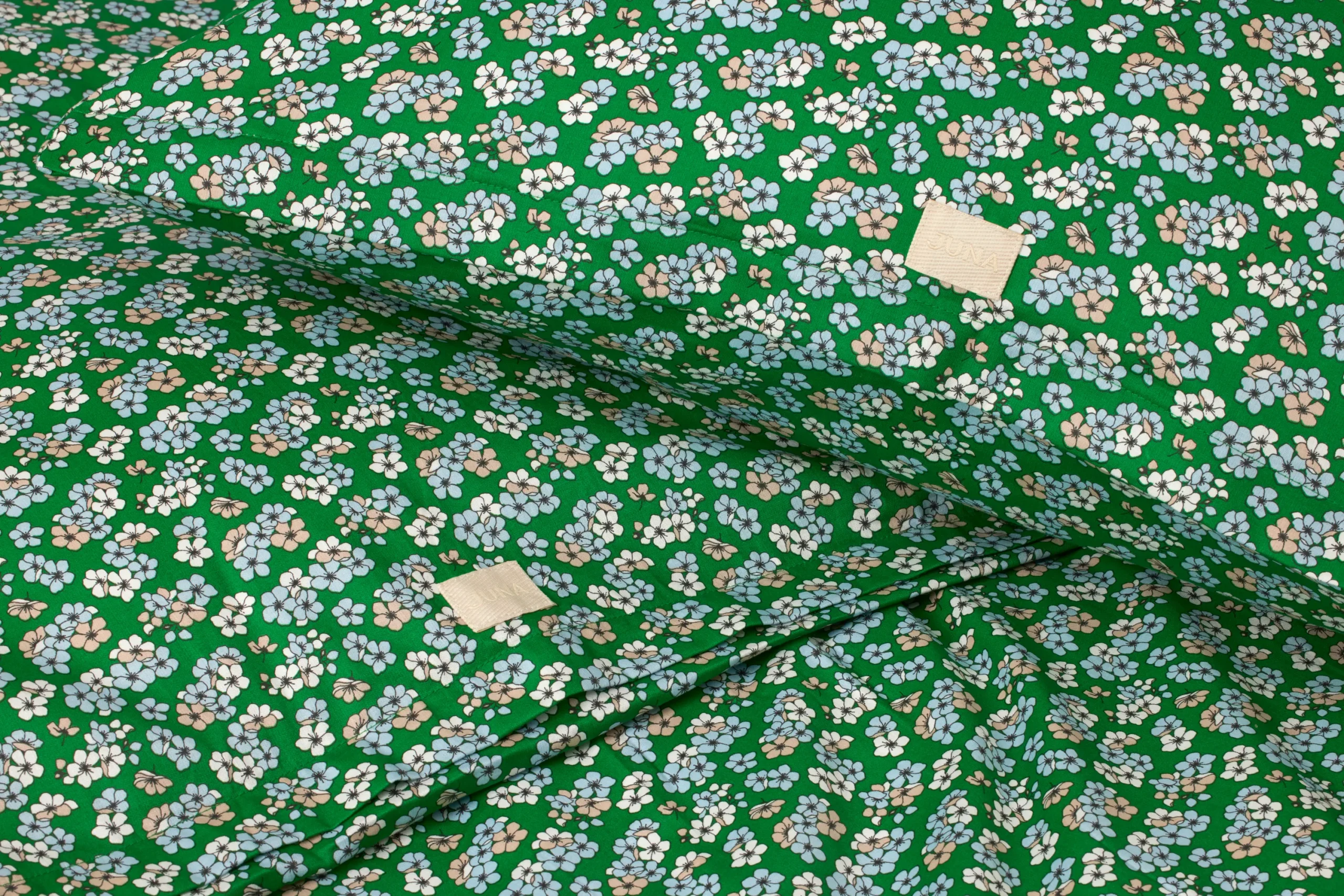 JUNA Pleasantly Sengetøy 200x220 cm grønn DK - Kjøb her
