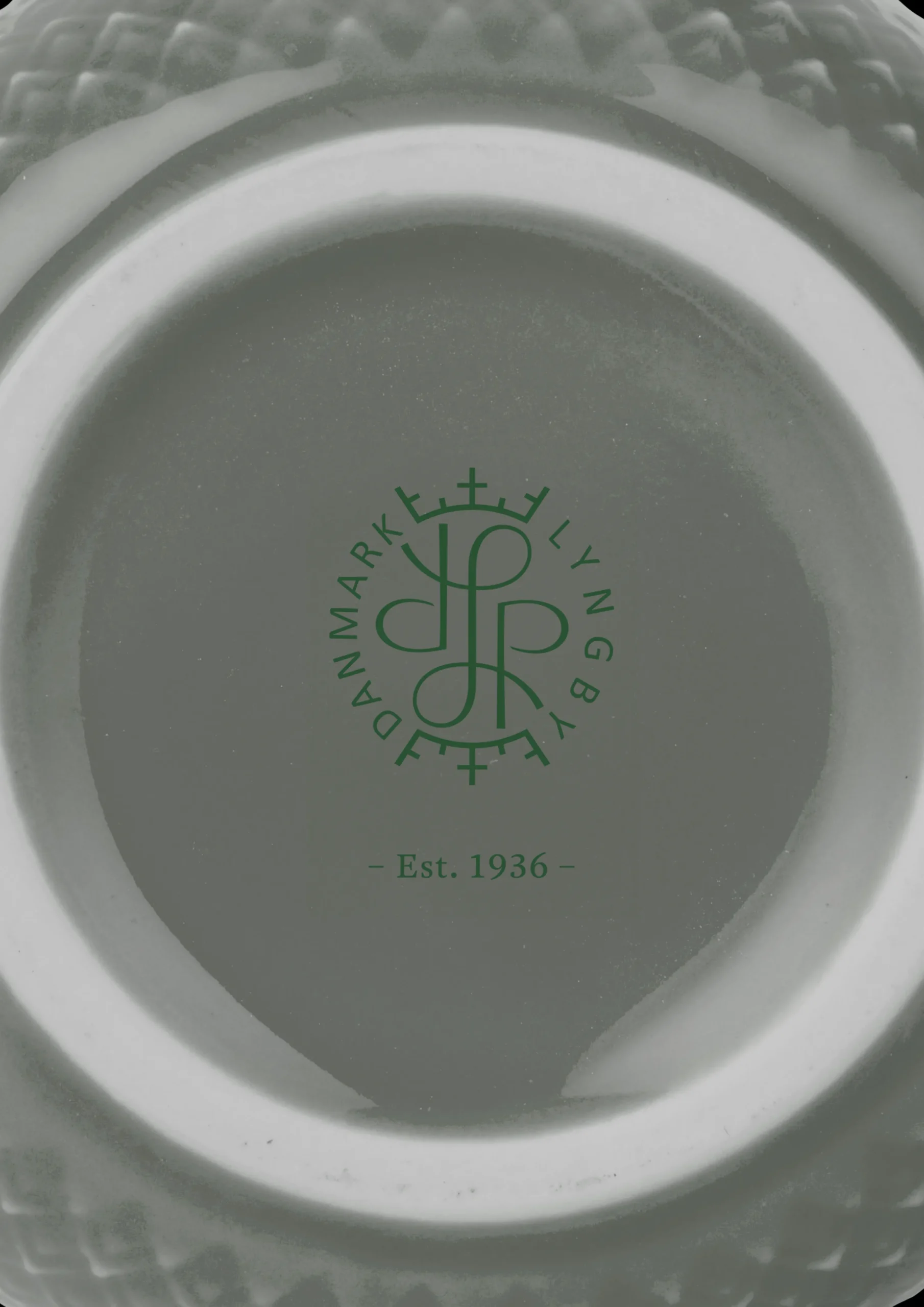 Lyngby Porcelæn Rhombe Earth Kopp med hank 39 cl moss